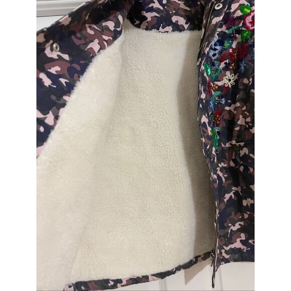 Anthropologie / Villagalo Oversized embroidered camo sequin jacket - Picture 9 of 11